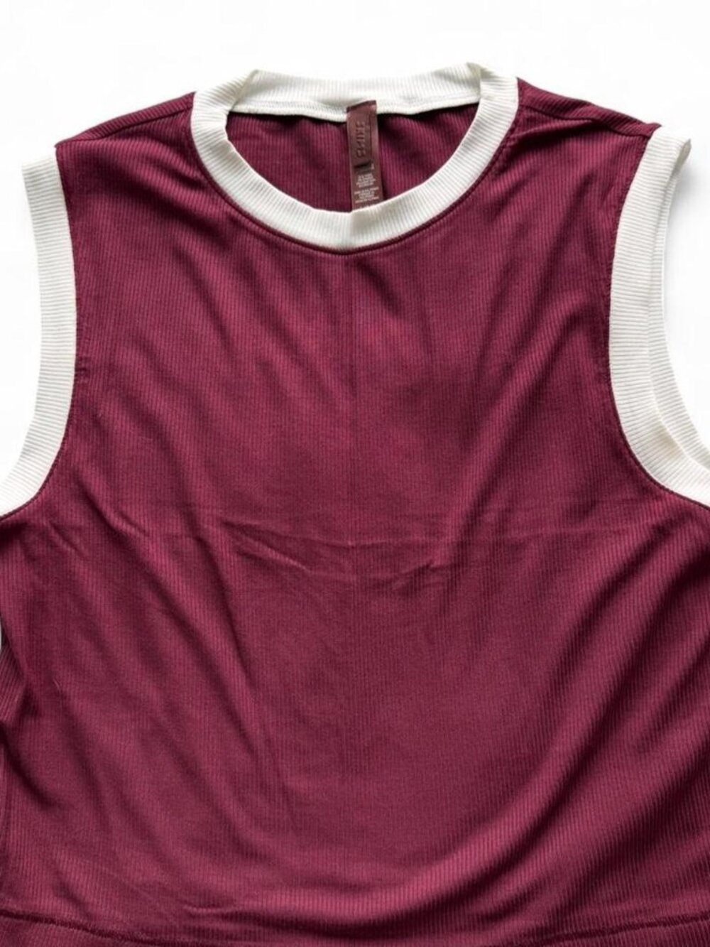 Skims Ringer Tank Crop Top Fitted Stretchy Knit White Trim Burgundy